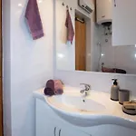 One Bedroom With Balcony And Sea View A2 Apartman *