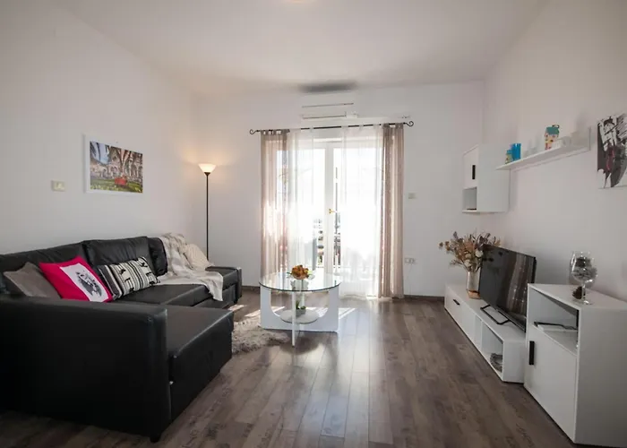 One Bedroom With Balcony And Sea View A2 *